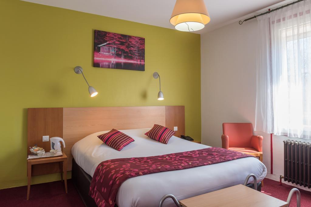Hotel Bristol Châlons-en-Champagne Quarto foto